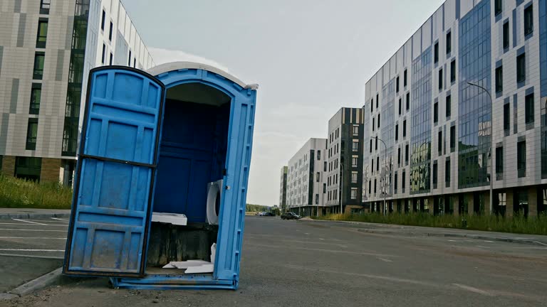 Best VIP or Luxury Restroom Trailers  in Pine Grove, CA